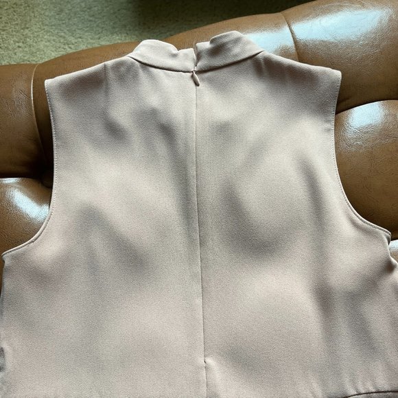 *HP* Ann Taylor Mock Neck Peplum Top XSP - Picture 6 of 9